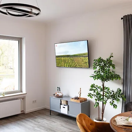 Exklusive Mit Ahrblick 2